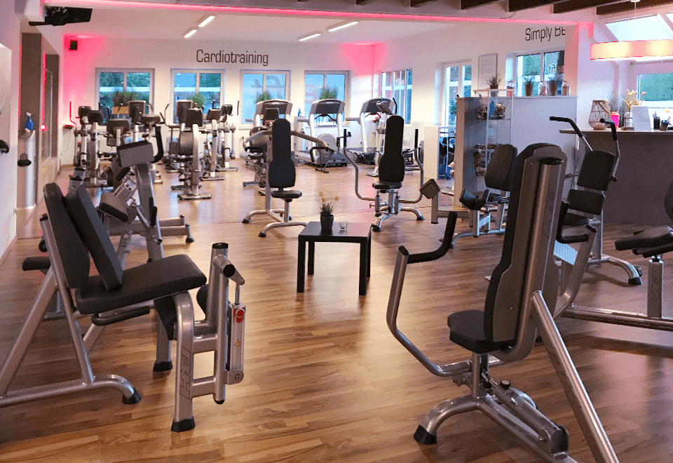 Fitnesszirkel fit in 23 Minuten im redfit fitness & sports Westerstede